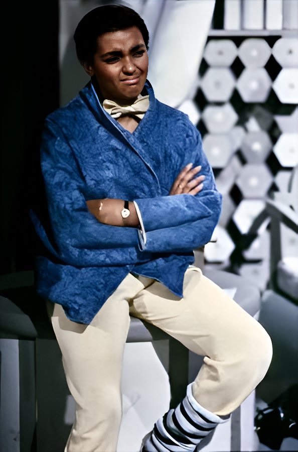 Nuria Carreras - «Un, dos, tres...» (1986)